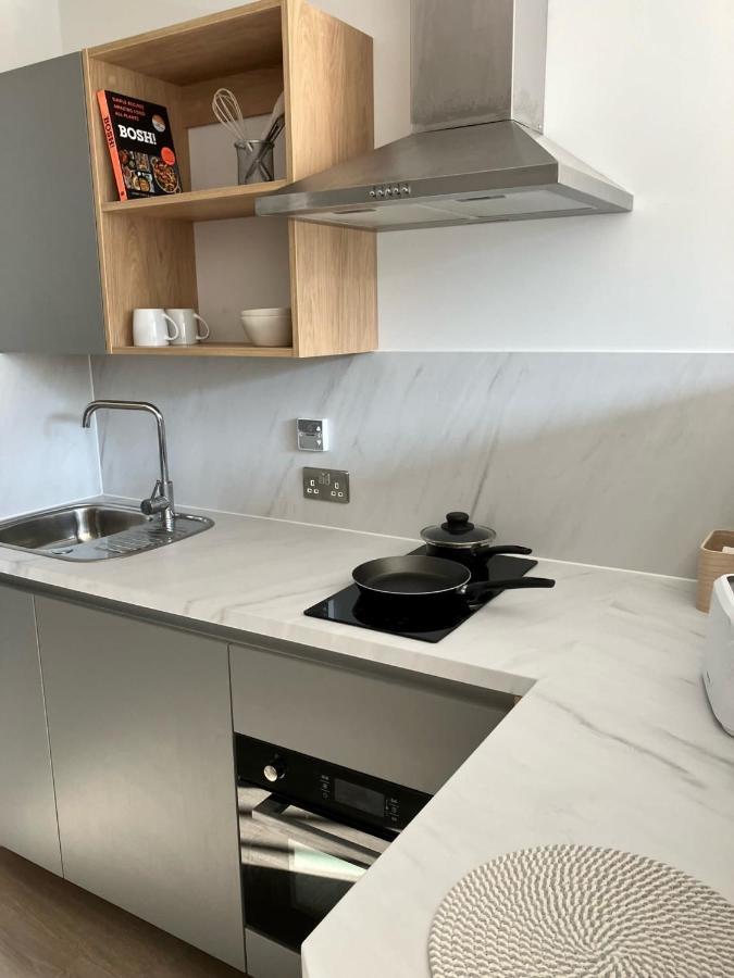 For Students Only Modern Studios And Ensuite Bedrooms With Shared Kitchen At Hillfort House In Brighton Exterior foto